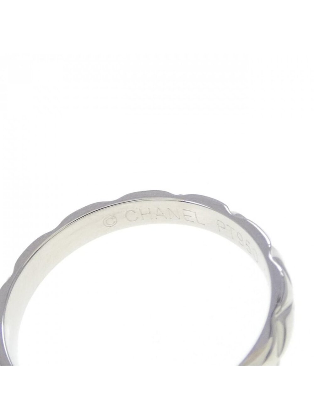 Chanel Quilted Ring Silver - Picture 5 of 7
